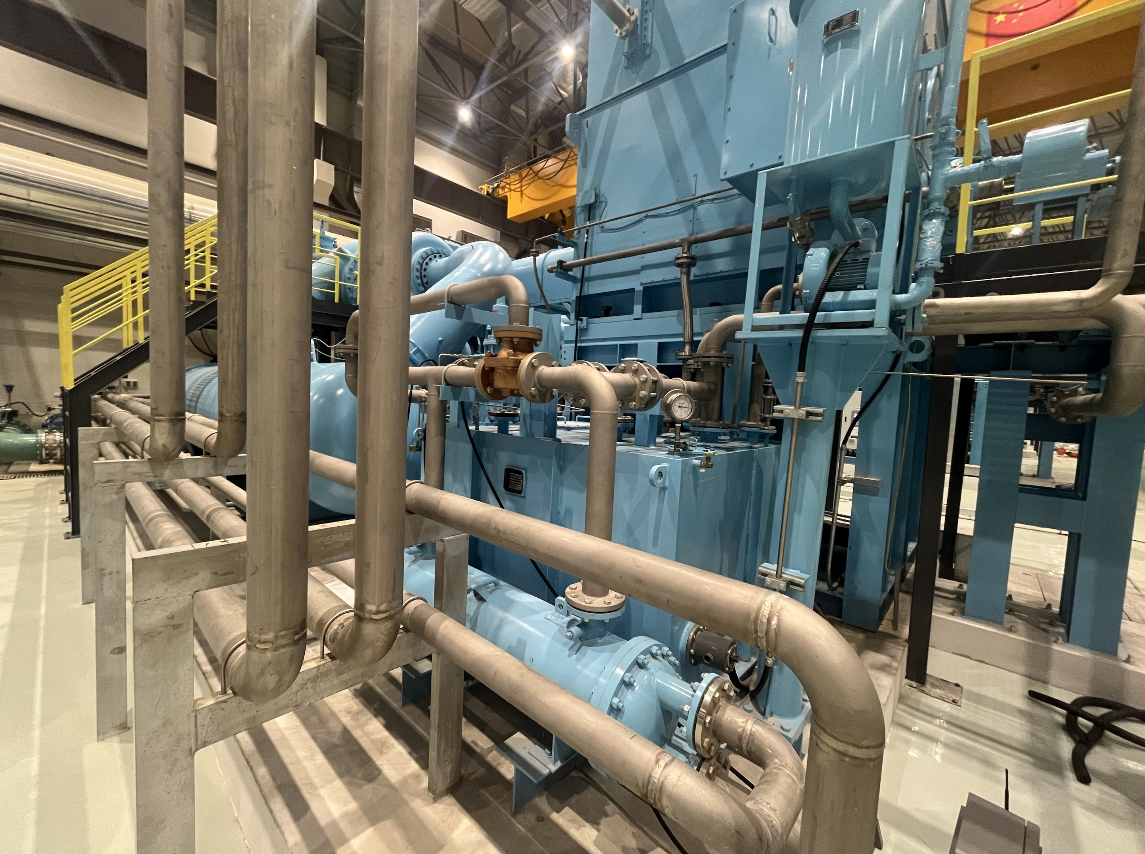 汽輪機(jī)低壓機(jī)在線油液監(jiān)測(cè)應(yīng)用案例:實(shí)現(xiàn)智能化油液監(jiān)控,保障設(shè)備安全 圖2